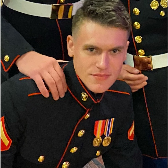 Meet your Posher, Amie - Picture 5 of 16